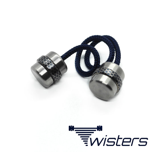 Titanium Twisters Begleri