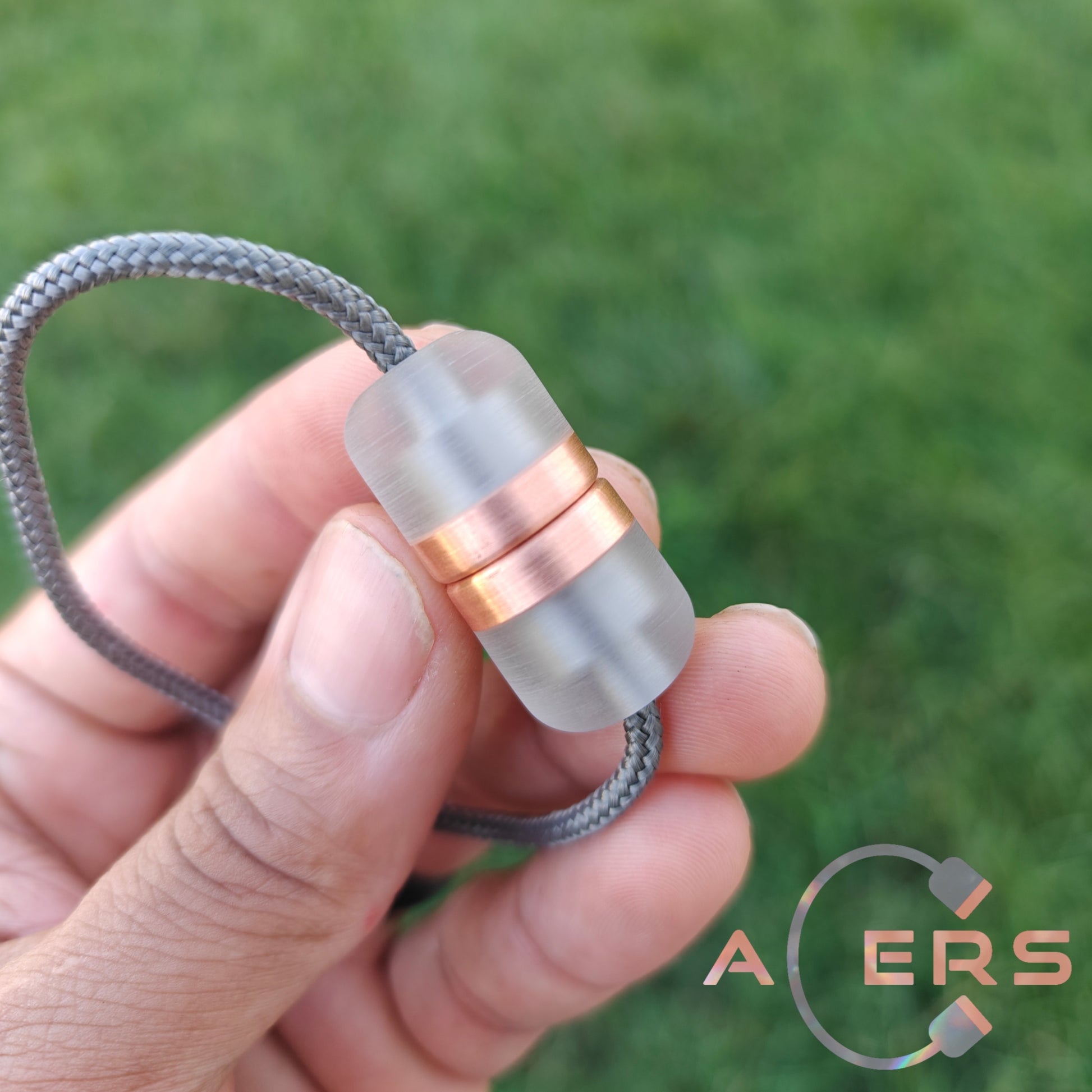 Acers Begleri Frosted Transparency